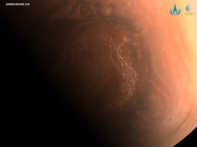 중국 화성 탐사선 톈원 1호가 찍은 화성 이미지를 중국 국가항천국(CNSA)이 3월 4일 공개했다. /CNSA 신화사 연합뉴스