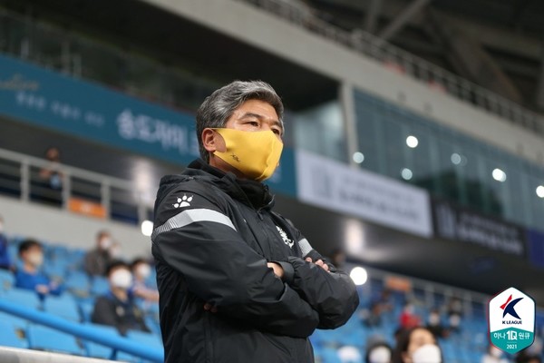 김호영 광주FC 감독. 한국프로축구연맹