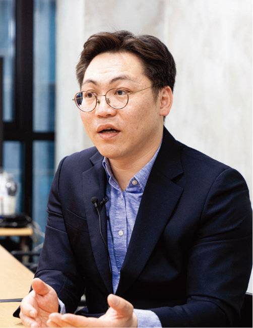 베스트셀러 ‘마법의 연금 굴리기’ 저자 김성일. [홍태식]