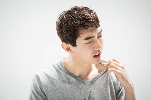 불규칙한 식사 습관은 더위를 더 많이 느끼게 할 수 있다./사진=클립아트코리아