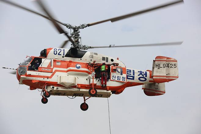 러시아는 잔여 차관액을 과거와 같이 러시아산 헬기로 갚겠다는 계획을 밝혀 논란이 되고 있다. 사진=산림청 산림항공본부