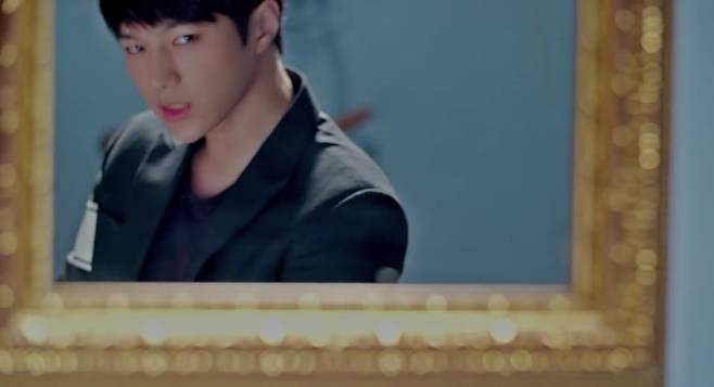 출처: 'BAD' MV 화면 캡처.