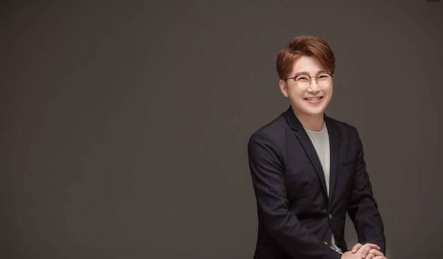 방송 진행자 겸 리포터로 활동중인 김태진이 최근 SBS '문명특급' PD 겸 진행자 재재를 향해 경솔한 발언을 해 논란이다. /HJ필름