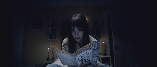 출처: 영화 <더 갤로우즈 액트 II> 사진 ⓒ 블룸하우스 프로덕션, 라이온스게이트