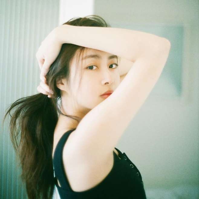 출처: 강소라 인스타그램(@reveramess)