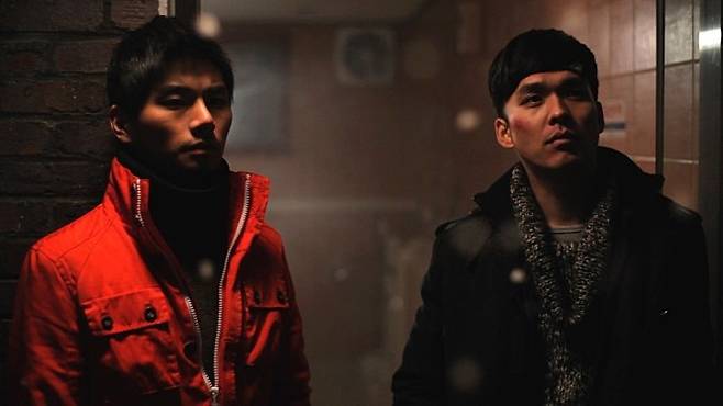 출처: 영화 ‘백야’ 스틸컷