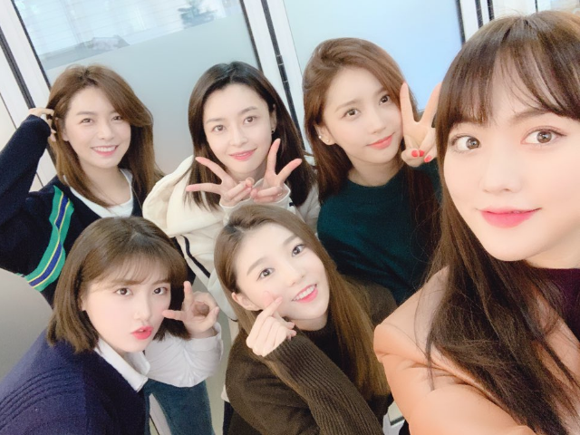 출처: 헬로비너스 트위터