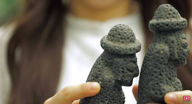 출처: 셀럽파이브 '안 본 눈 삽니다' MV 화면 캡처