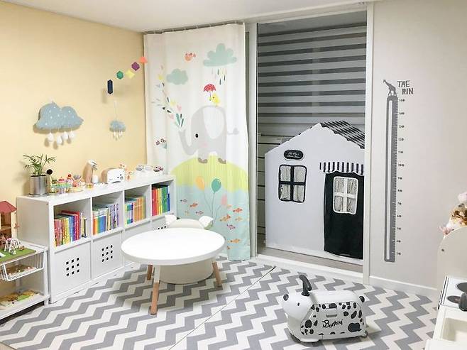 출처: <원형테이블> 등 제품정보 모아보기(▲이미지클릭)