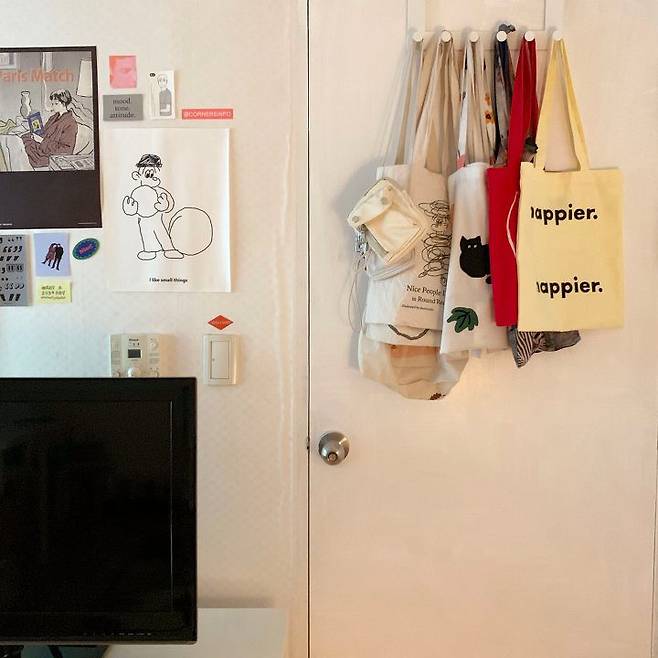 출처: <문걸이행거> 등 제품정보 모아보기(▲이미지클릭)