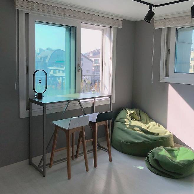 출처: <테이블><바스툴><빈백> 등 제품정보 모아보기(▲이미지클릭)