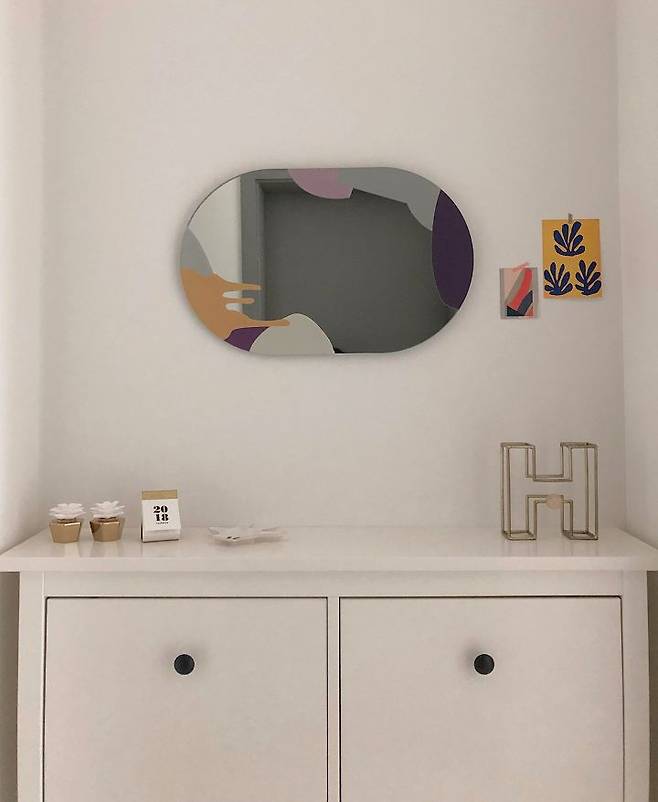 출처: <벽거울><수납장> 등 제품정보 모아보기(▲이미지클릭)