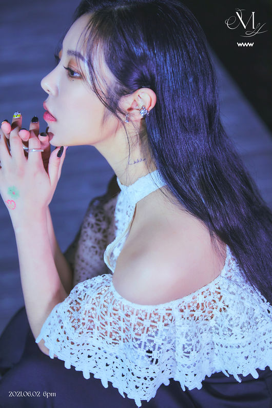 MAMAMOO, which is about to come back on the 2nd of next month, has completed the personal concept photo of the new Mini album WAW.MAMAMOO presented the new Mini album WAW Hein concept photo through official SNS at 0:00 on the 23rd.Wheein, wearing a white shirt with a long hair in a public photo, focuses his attention with a clear and innocent visual.Here, the phrase one day during a long trip appears as a song, adding to the curiosity.Another photo featured a distinct features and a side of Wheein, who boasts a sleek jawline.With deep eyes, Wheeins elegant and fascinational appearance stands out.As such, MAMAMOO has fully explored the opposite concepts of cleanliness and provocation, elegant and sexy, sultry and sophistication, purity and fascination through personal concept photo, raising expectations for a new album with colorful charm.MAMAMOOs new Mini album WAW is the abbreviation of Where Are We and is the first to announce the 2021 WAW project.In particular, this album contains many things that MAMAMOO has experienced for seven years since its debut in 2014, candid feelings and thoughts about the future, and will continue to release contents such as summer concerts and documentaries starting with the release of the album.On the other hand, MAMAMOO will announce a new Mini album WAW on the 2nd of next month and comeback.RBW