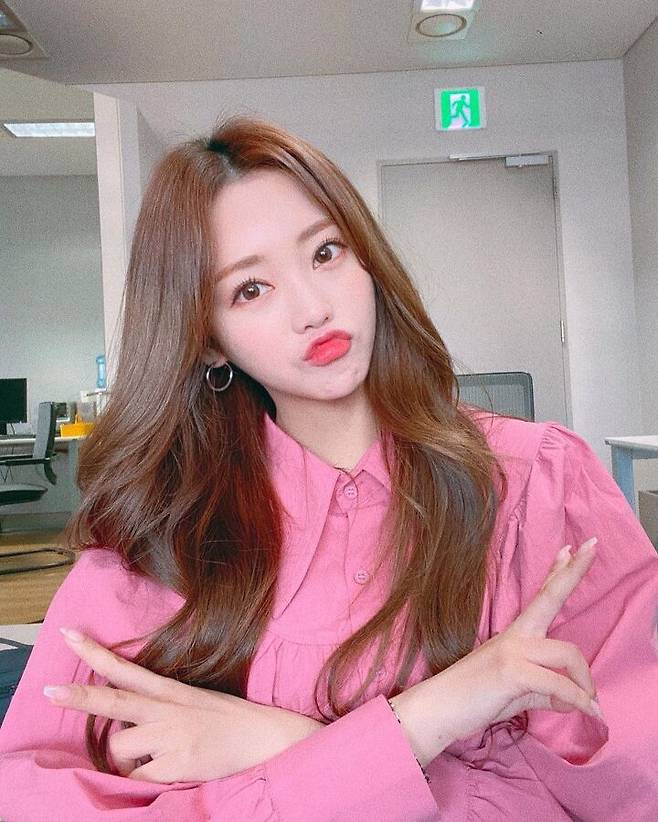 출처: 홍지윤 인스타그램