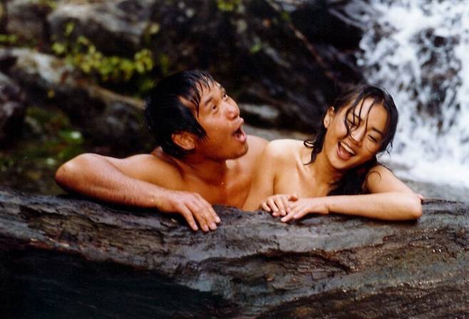 출처: 영화 <뻐꾸기도 밤에 우는가> 사진 ⓒ (주)다자인소프트, (주)콘텐츠존