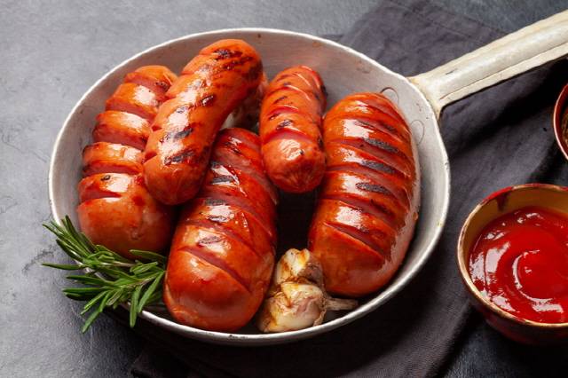 사진=소시지, 베이컨 등에 포함된 아질산나트륨은 식중독 예방 효과가 있다/사진=게티이미지뱅크