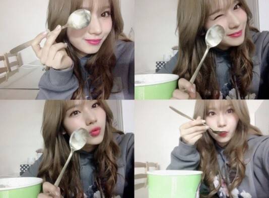 출처: 트와이스 공식 인스타그램