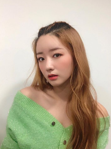 출처: 윤보미 인스타그램