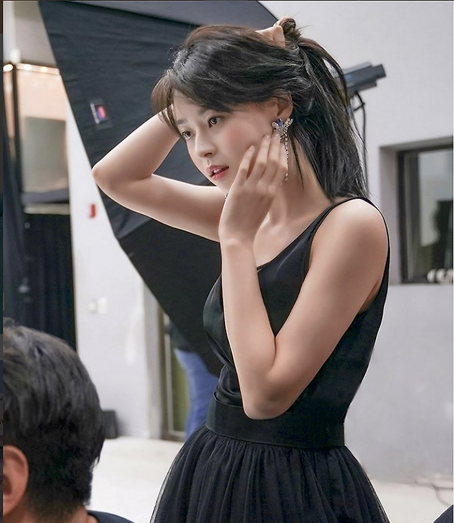 출처: 권나라 인스타그램