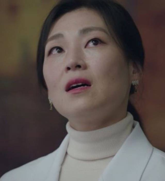 출처: JTBC 부부의 세계