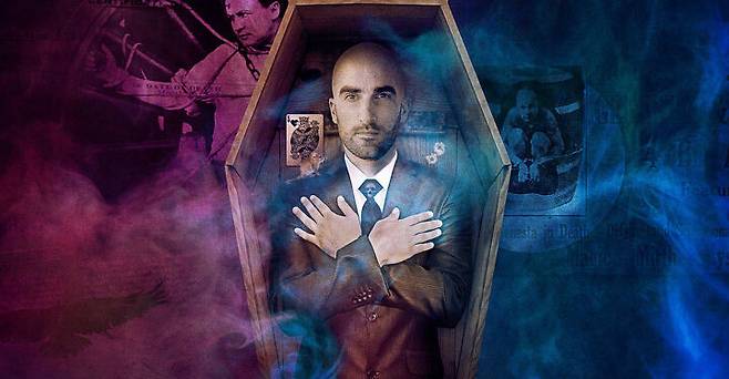 출처: 다큐멘터리 <세계를 뒤흔든 위험한 마술> ⓒ 넷플릭스