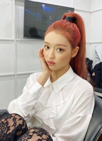 출처: 오마이걸 인스타그램