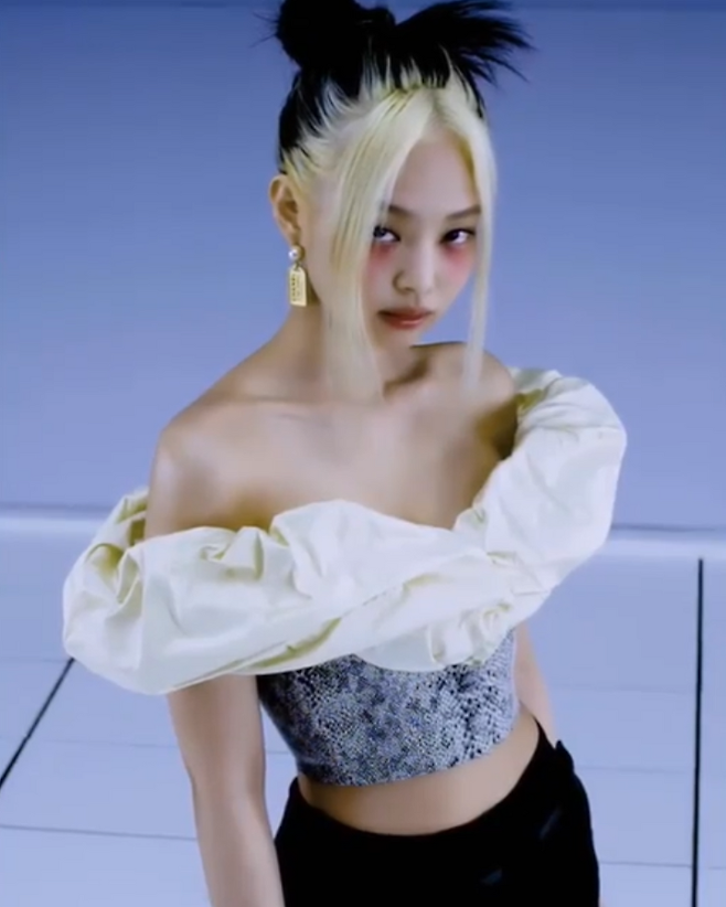 출처: 블랙핑크 인스타그램