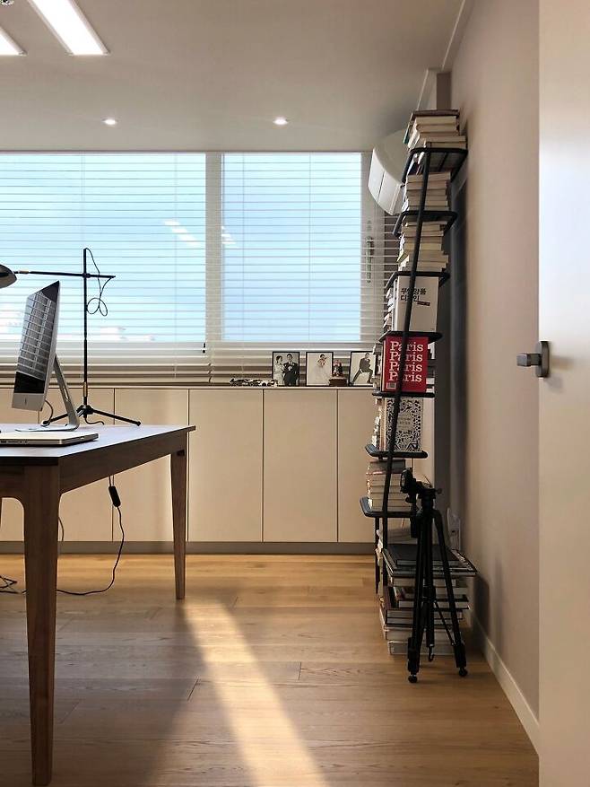 출처: <북선반><조명> 등 제품정보 모아보기(▲이미지클릭)