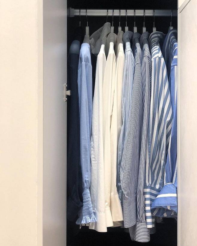 출처: 오늘의집 온라인 집들이 보러가기 (▲ 이미지 클릭)