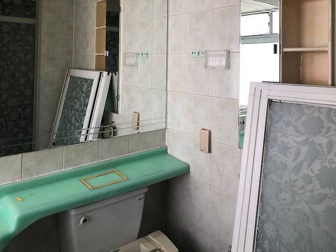 출처: 오늘의집 온라인 집들이 보러가기 (▲ 이미지 클릭)