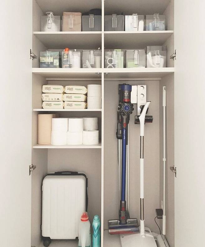 출처: 오늘의집 온라인 집들이 보러가기 (▲ 이미지 클릭)