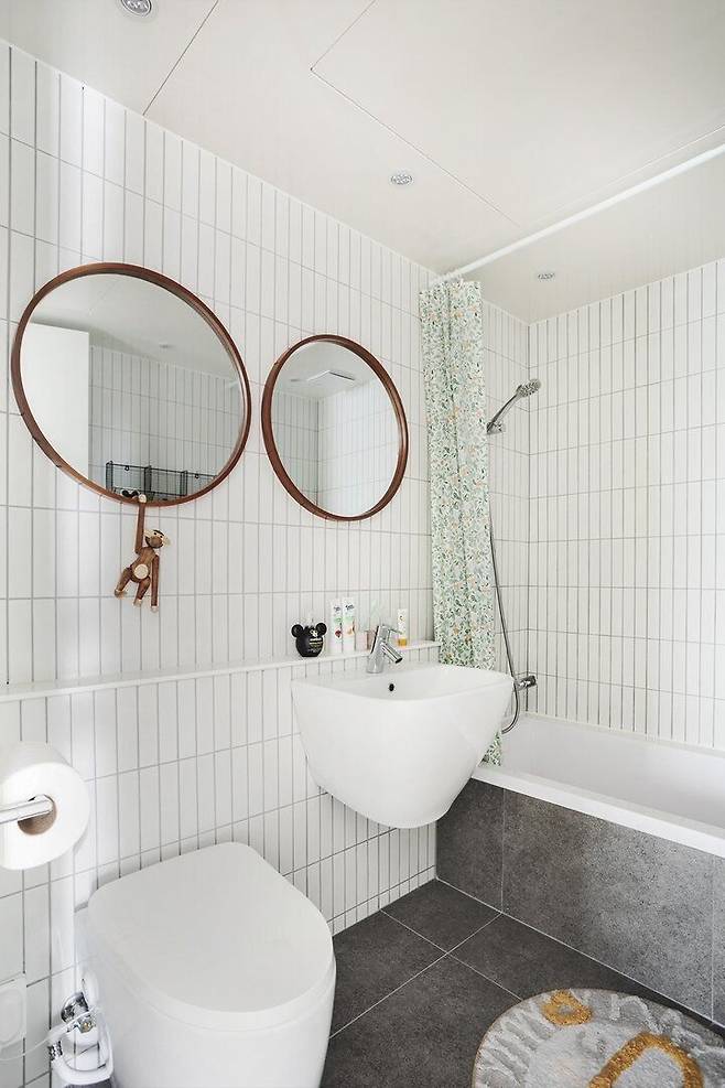 출처: <거울> 정보 보러가기 (▲이미지 클릭)