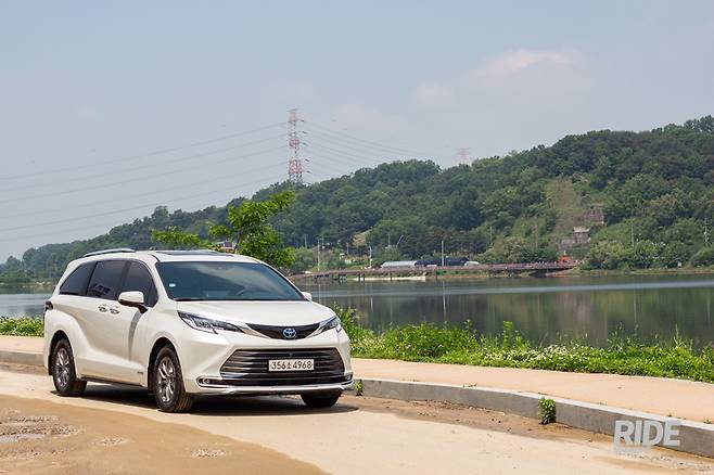 MPV 전동화의 첫 번째 발걸음, 언제쯤 순수전기 MPV를 만날 수 있을까?