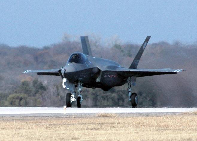 미국 F-35 스텔스 전투기. 미 해군·위키피디아