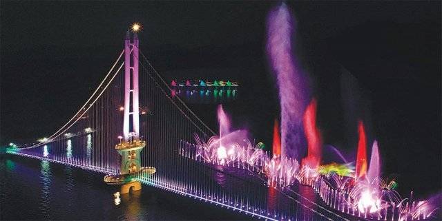 충남 예산군 예당호출렁다리가 관광명소로 떠오르면서 주변에 각종 관광인프라 시설이 추가로 조성돼 매력적인 종합관광단지로 부상하고 있다. 예산군 제공