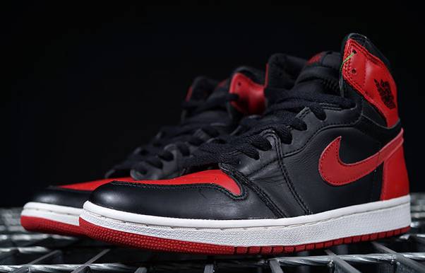 /사진= 에어 조던1 하이 브레드 1994 버전 (이미지 출처: 풋셀 커뮤니티)