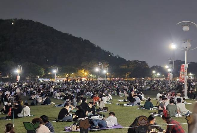 코오롱 야외음악당 잔디광장. 대구시 제공
