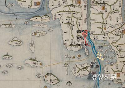 아시아함대 사령관 존 로저스 제독(1812~1882)은 1871년 5월 중순 군함 5척, 함재대포 85문, 수·해병 1230명의 군대를 이끌고, 조선 원정에 나선다. 미군은 5월30일 작약도에 정박한 뒤  “해변을 탐색하고 연안 수심을 측량하고자 한다”고 일방적으로 통고한 뒤 6월 1일 강화해협의 탐측 활동을 강행했다.