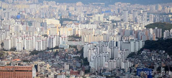 서울 남산타워에서 바라본 서울시내 모습 [헤럴드경제DB]