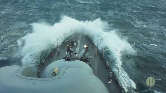 2010년 3월26일 천안함이 북한 어뢰에 피격 당하기 전 마지막 출항하는 모습