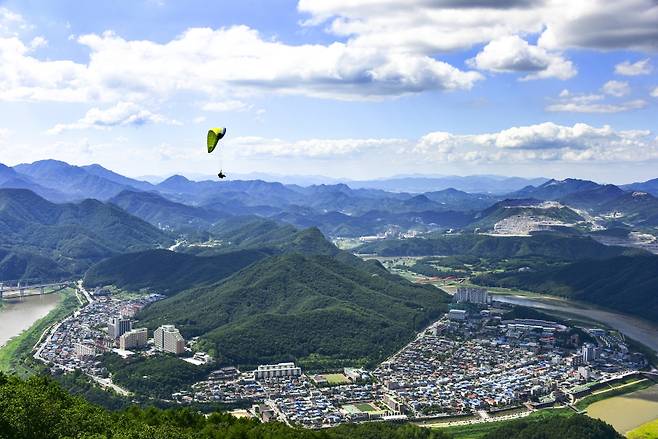소노문단양 하늘 패러글라이딩