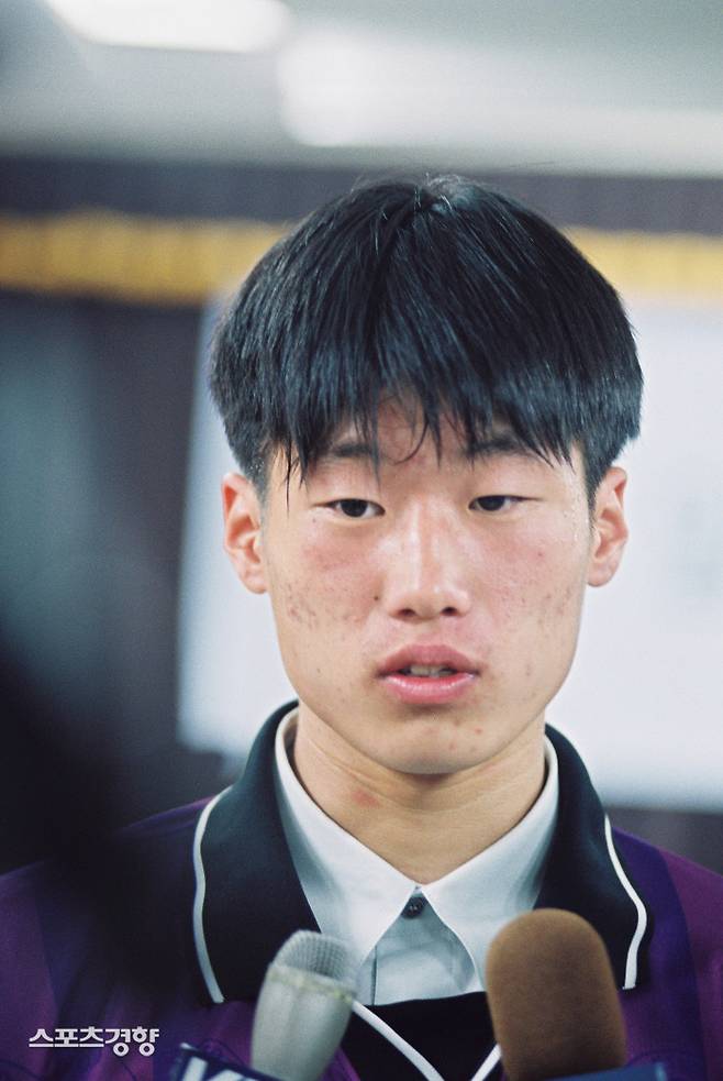 전 국가대표 축구선수 박지성이 고 유상철 전 감독 조문과 관련해 악플이 쏟아지자 이에 대한 고소를 진행했다. 경향신문 자료사진