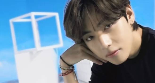 방탄소년단 뷔(BTS V)