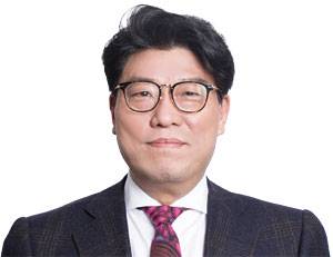 황부영 브랜다임앤파트너즈 대표컨설턴트 전 제일기획 마케팅연구소 브랜드팀장, 전 넷밸류코리아 한국지사장, 현 아시아 브랜드 프라이즈(ABP) 심사위원, ‘마케터의 생각법’ ‘레인메이커’ 저자