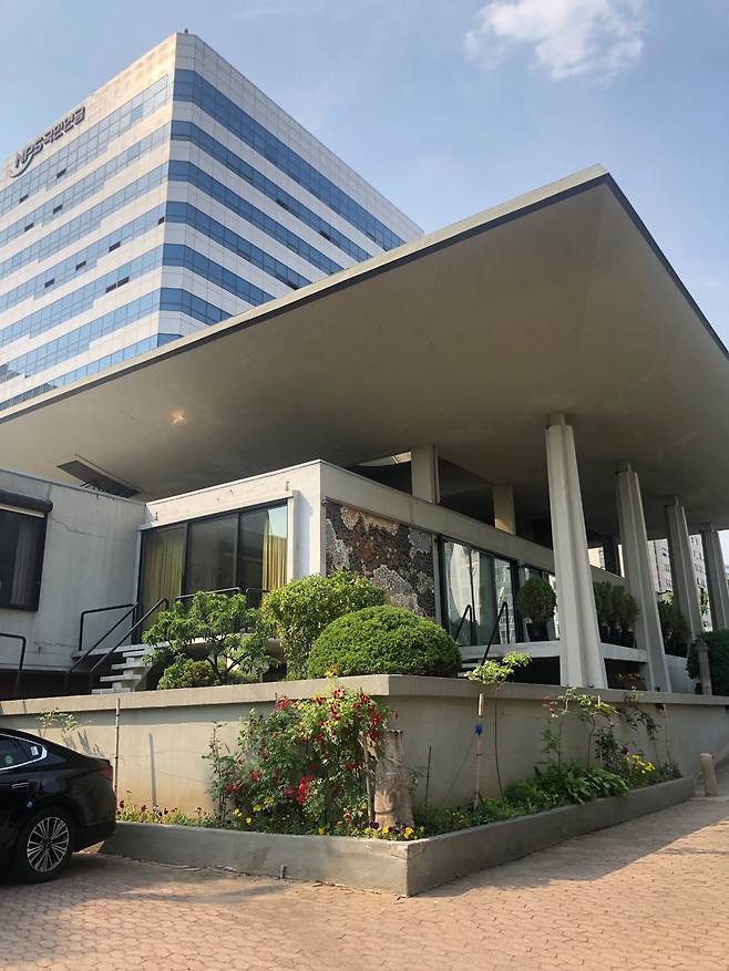 The French ambassador’s residence in Seoul (Sanjay Kumar/The Korea Herald)
