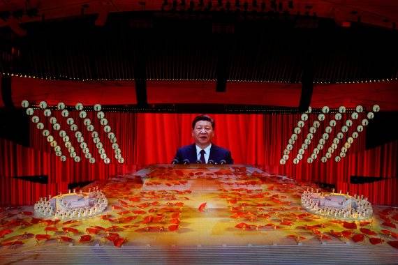 중국 베이징 국립경기장에 6월 28일 중국 공산당 창건 100주년을 기념하는 시진핑 국가 주석의 연설 장면이 비추고 있다. 로이터뉴스1