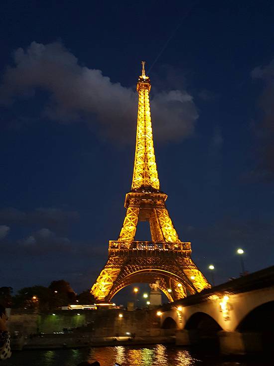 프랑스 파리의 에펠탑 야경. /사진=송경은 기자