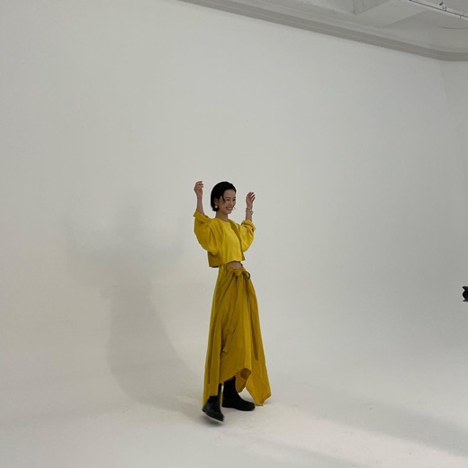 Actor Jung Yu-mi has unveiled the shooting scene.Jung Yu-mi posted two photos on his Instagram on the 9th with heart emoticons without any special comments.The photo shows Jung Yu-mi holding up his skirt or raising his arms as if he were laughing. His beauty, which is shining from a distance, is admiring.Styling, especially in the snap with Jung Yu-mi, is also noticeable; Jung Yu-mi, with her wet hair, wore a yellow dress with a piercing front.The flirty linen material and bright color dresses highlighted the elegant charm of Jung Yu-mi.Meanwhile, Jung Yu-mi is about to release Kim Tae-yongs new film Wonderland.