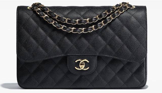 샤넬에서 가장 인기가 높은 '샤넬 클래식 플랩백'. 샤넬 홈페이지 캡처