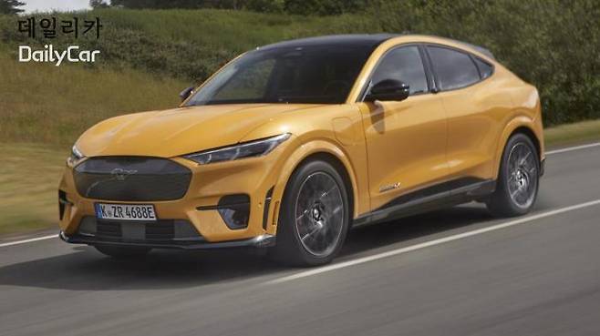 포드, 머스탱 마하-E GT </figcation>